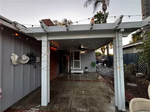 Exterior - 5604 Tower Rd, Riverside, CA 92506 photo 2 of 7