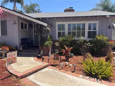 Exterior - 5604 Tower Rd, Riverside, CA 92506 photo 1 of 7