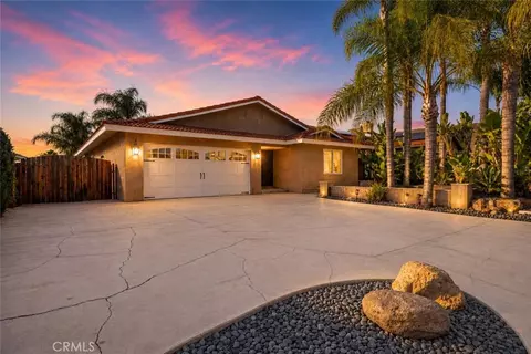 30205 Channel Way, Canyon Lake, CA 92587