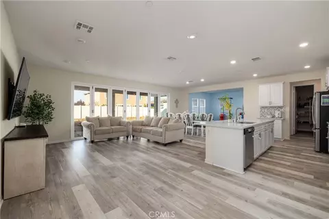 30538 Oasis Rd, Murrieta, CA 92563