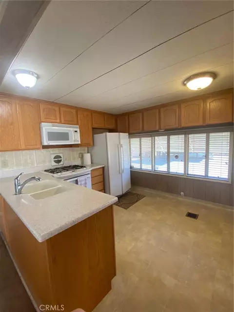 21705 John St, Perris, CA 92570 photo 12