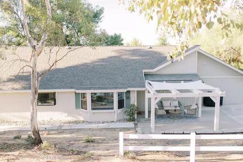 Exterior - 37450 Downey Rd, Temecula, CA 92592 photo 6 of 12