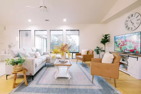 Living - 37450 Downey Rd, Temecula, CA 92592 photo 2 of 4