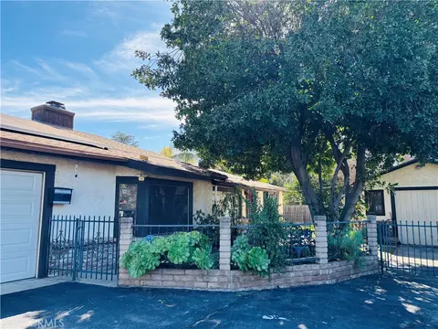 8932 Mclennan Ave, Northridge, CA 91343