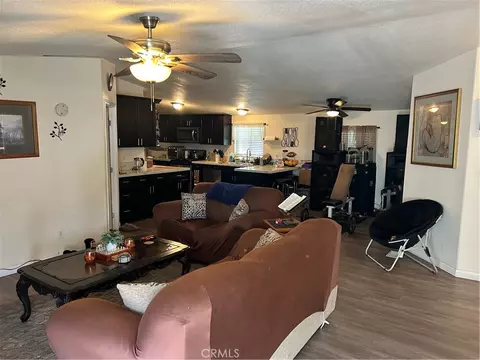 655 E Main St #39, San Jacinto, CA 92583 photo 6
