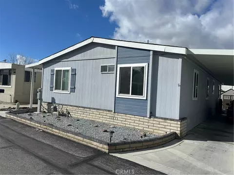 655 E Main St #39, San Jacinto, CA 92583 photo 2