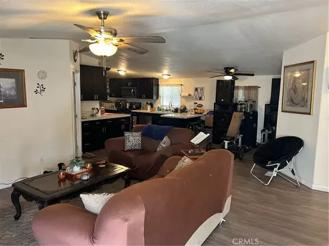655 E Main St #39, San Jacinto, CA 92583 photo 6