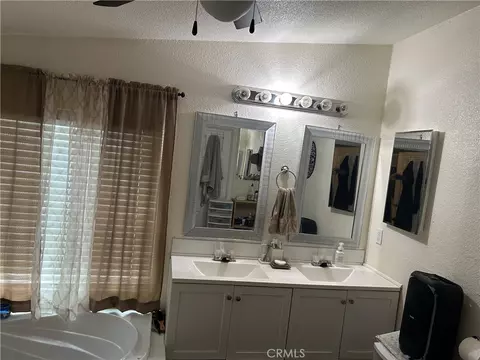655 E Main St #39, San Jacinto, CA 92583 photo 21