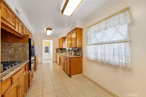 Entry Way - 910 S 5th, Arcadia, CA 91006 photo 2 of 4