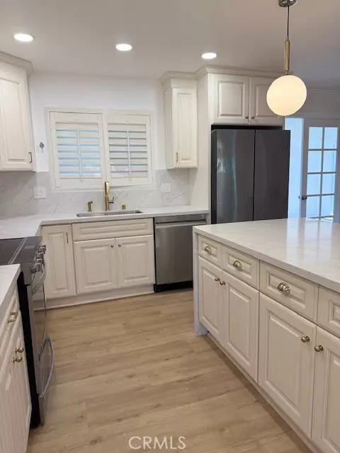 1670 Alta Vis, Vista, CA 92084