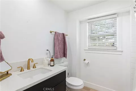 Bath - 17358 Highway 67, Ramona, CA 92065 photo 3 of 3