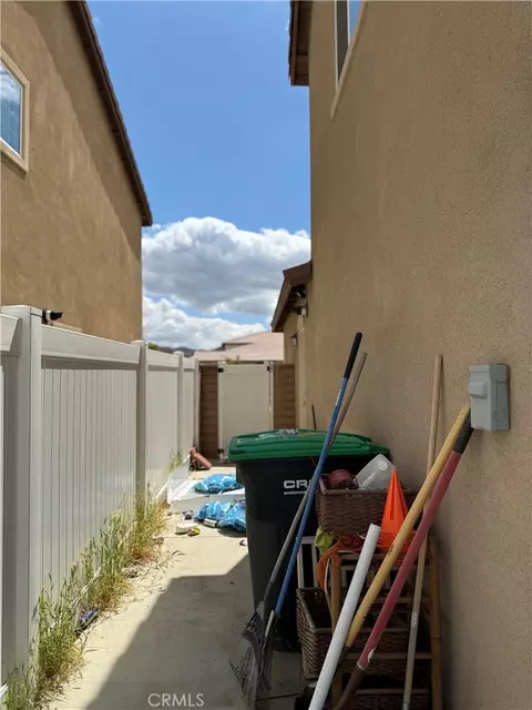 5564 Spur Dr, Hemet, CA 92545 photo 7