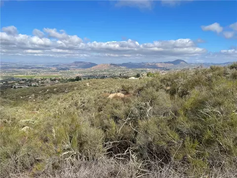 4 Esplendida Way, Temecula, CA 92592