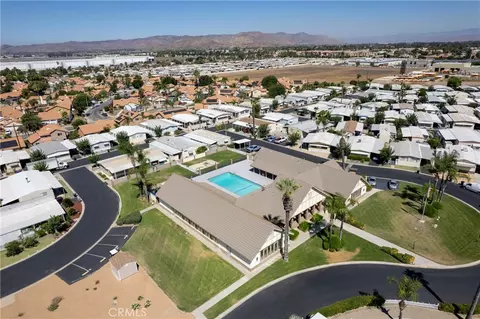 575 S Lyon #110, Hemet, CA 92543