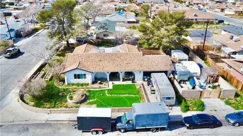 135 S Broadway St, Ridgecrest, CA 93555