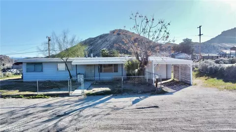 13621 Cedar St, Trona, CA 93562 photo 2