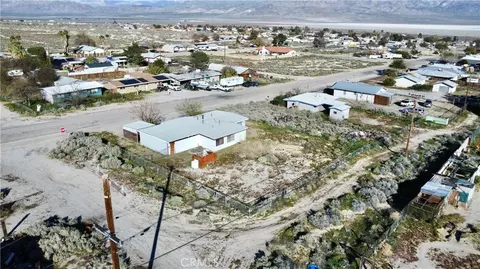 13621 Cedar St, Trona, CA 93562 photo 6