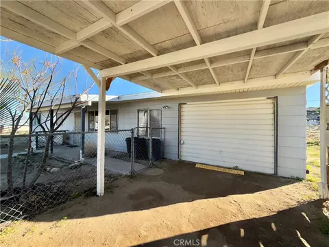 13621 Cedar St, Trona, CA 93562 photo 4
