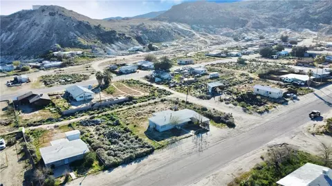 13621 Cedar St, Trona, CA 93562 photo 5