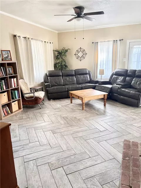 Living - 13331 Holly St, Trona, CA 93562 photo 2 of 3