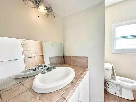 Bath - 13331 Holly St, Trona, CA 93562 photo 3 of 4