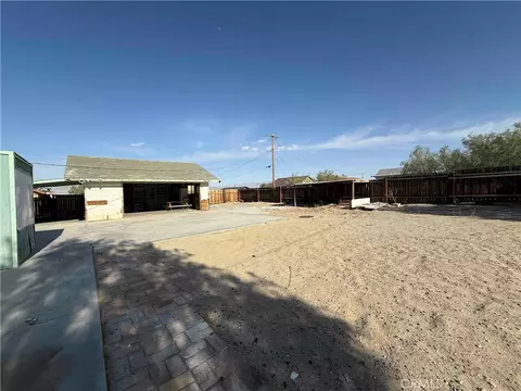 Exterior - 13331 Holly St, Trona, CA 93562 photo 5 of 9