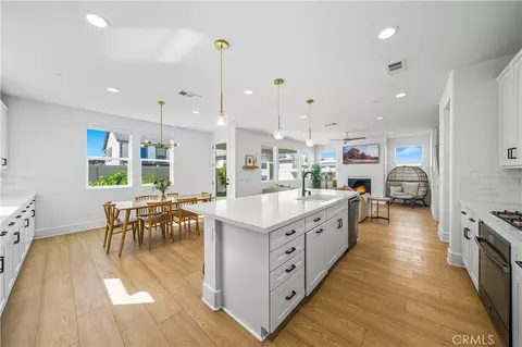 Kitchen - 32017 Radiant Dr, Temecula, CA 92591 photo 5 of 6
