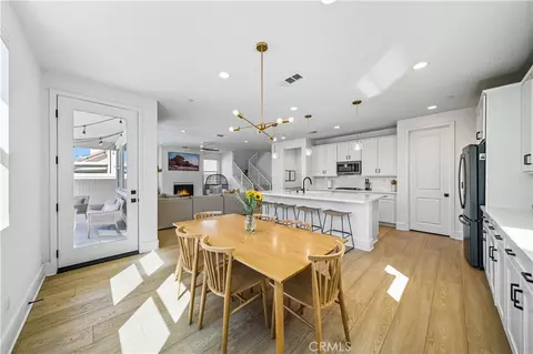 Dining - 32017 Radiant Dr, Temecula, CA 92591 photo 2 of 2