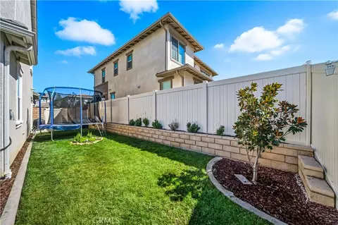 Exterior - 32017 Radiant Dr, Temecula, CA 92591 photo 8 of 10