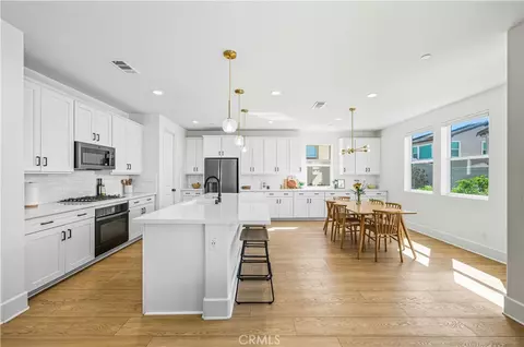 Kitchen - 32017 Radiant Dr, Temecula, CA 92591 photo 1 of 6