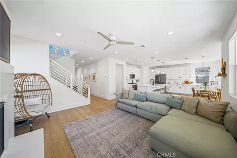 Living - 32017 Radiant Dr, Temecula, CA 92591 photo 2 of 2