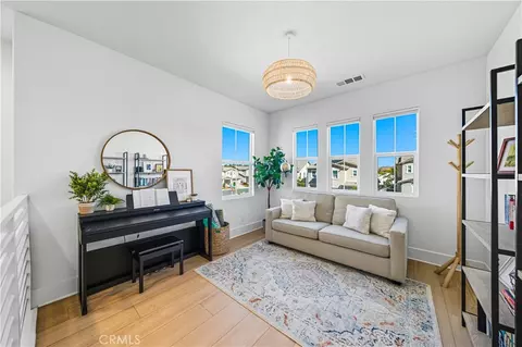 Entry Way - 32017 Radiant Dr, Temecula, CA 92591 photo 6 of 12