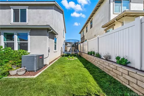 Exterior - 32017 Radiant Dr, Temecula, CA 92591 photo 9 of 10