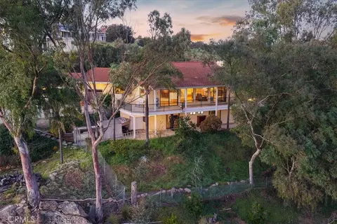 Exterior - 4408 Brodea Ln, Fallbrook, CA 92028 photo 2 of 14