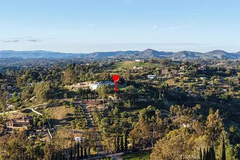View/Area - 4408 Brodea Ln, Fallbrook, CA 92028 photo 1 of 7