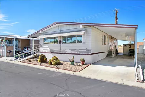 575 S Lyon Ave #34, Hemet, CA 92543