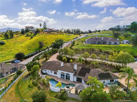 View/Area - 4709 Briana Ct, Fallbrook, CA 92028 photo 5 of 5