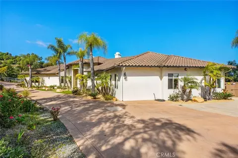 Exterior - 4709 Briana Ct, Fallbrook, CA 92028 photo 8 of 12
