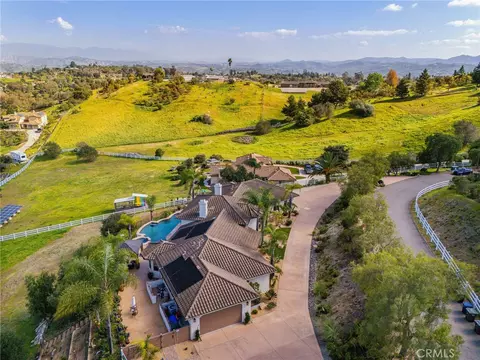 View/Area - 4709 Briana Ct, Fallbrook, CA 92028 photo 4 of 5