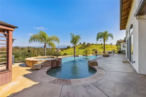 Exterior - 4709 Briana Ct, Fallbrook, CA 92028 photo 4 of 12
