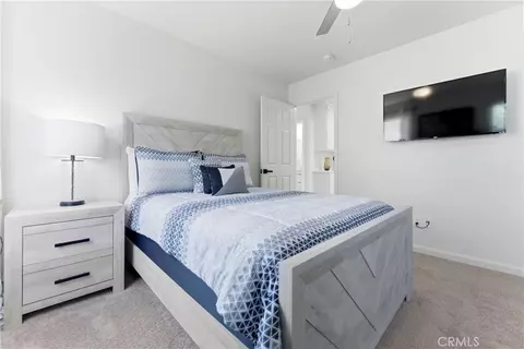 Bedroom - 45894 Paseo Gallante, Temecula, CA 92592 photo 2 of 5