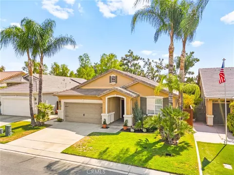 400 Bjorn Ct, Hemet, CA 92545