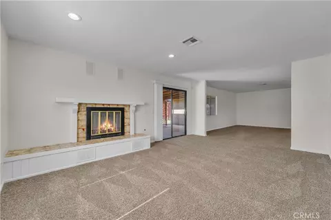 Living - 42865 Normandy, Lancaster, CA 93536 photo 5 of 6