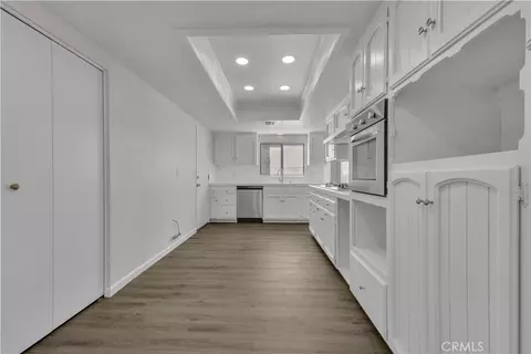 Entry Way - 42865 Normandy, Lancaster, CA 93536 photo 1 of 2