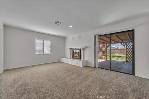 Living - 42865 Normandy, Lancaster, CA 93536 photo 4 of 6