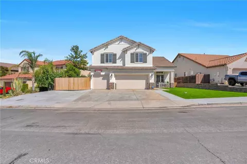 Exterior - 33778 Wagon Train Dr, Wildomar, CA 92595 photo 2 of 9