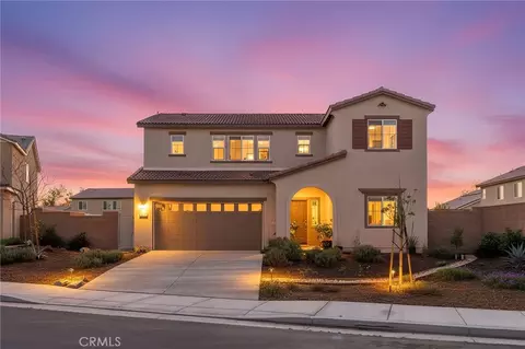 28480 Cosmos Dr, Winchester, CA 92596