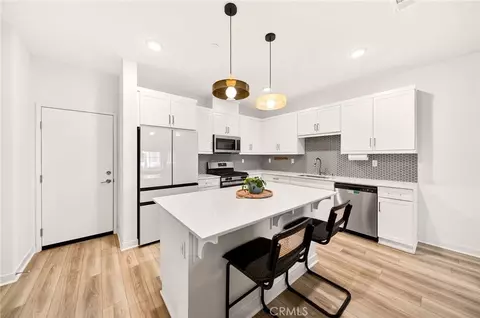 Kitchen - 35165 Rangpur, Fallbrook, CA 92028 photo 3 of 7