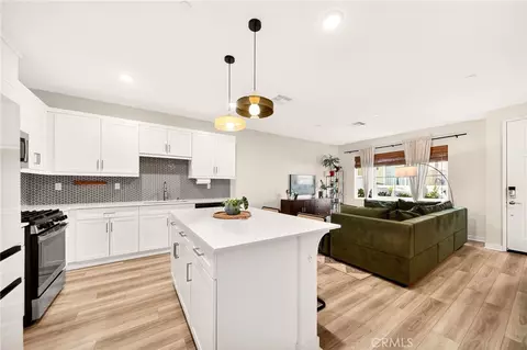 Kitchen - 35165 Rangpur, Fallbrook, CA 92028 photo 2 of 7