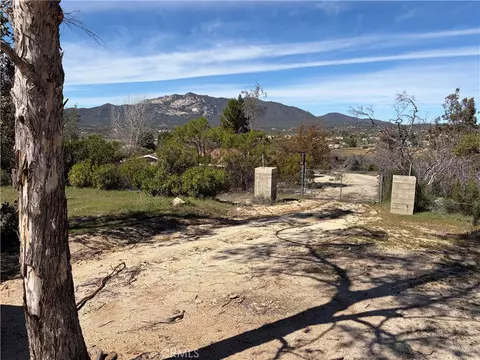39175 Boulder Dr, Anza, CA 92539 photo 8